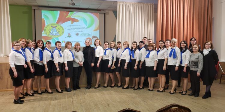 Вручение ЭПБ стало для коллективов школы№69 и ДШИ настоящим праздником!